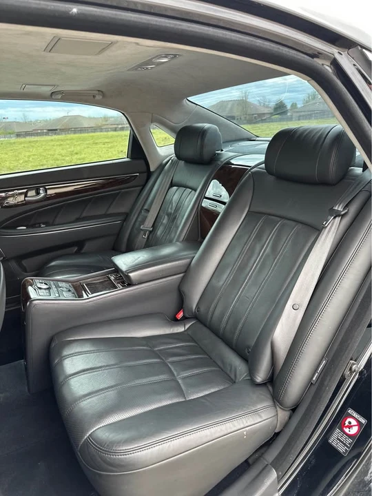 2011 Hyundai Equus - Image 8 of 19