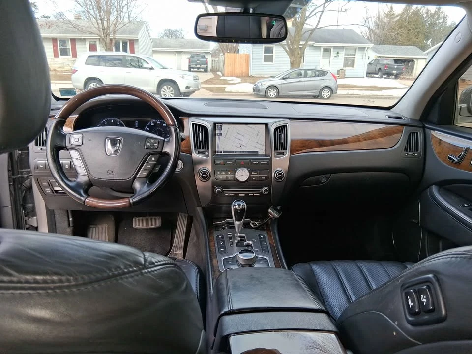 2011 Hyundai Equus - Image 12 of 19