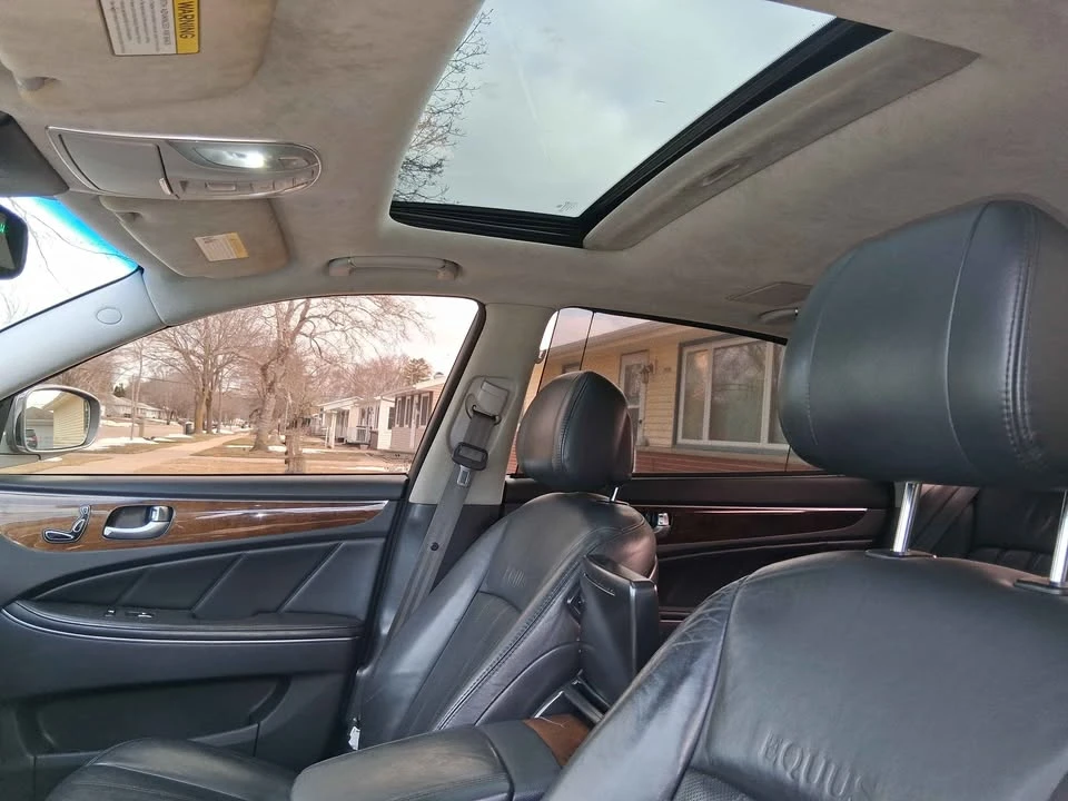 2011 Hyundai Equus - Image 11 of 19