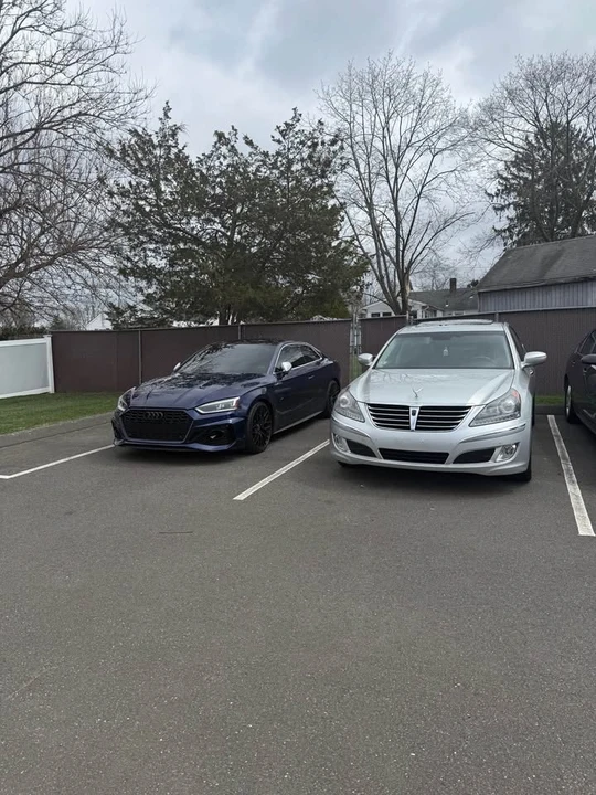 2011 Hyundai Equus - Image 13 of 18