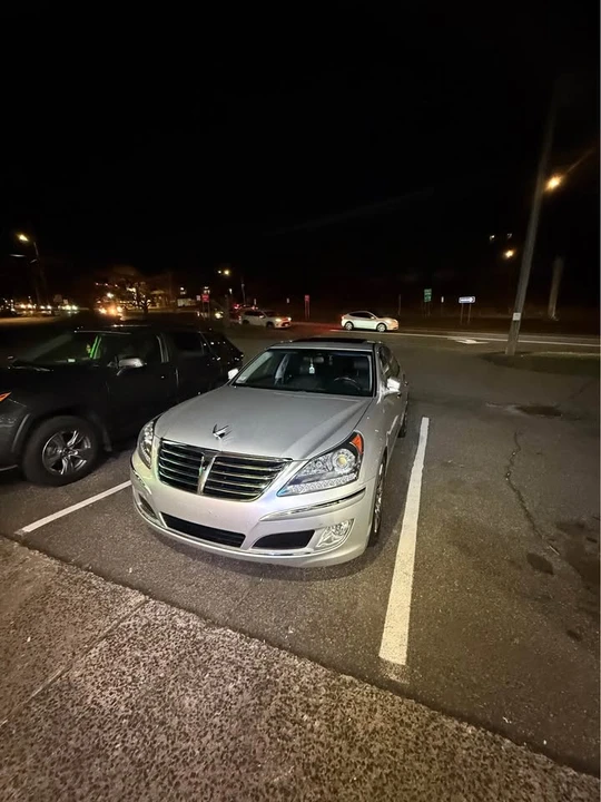 2011 Hyundai Equus - Image 14 of 18