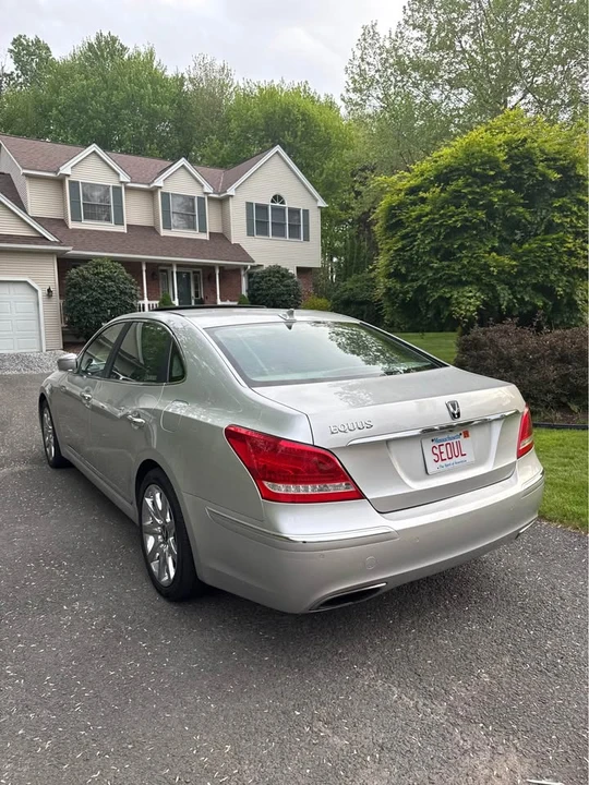 2011 Hyundai Equus - Image 16 of 18