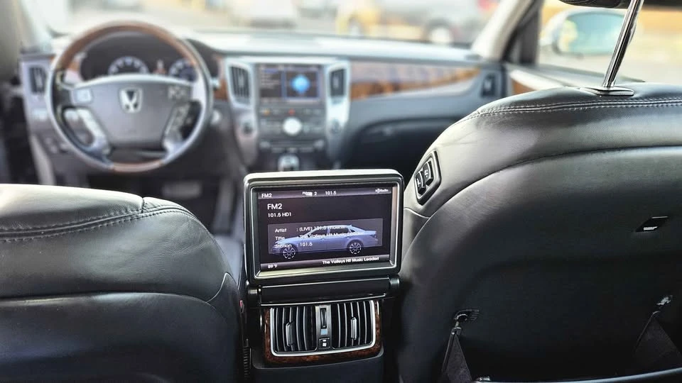 2011 Hyundai Equus - Image 13 of 20
