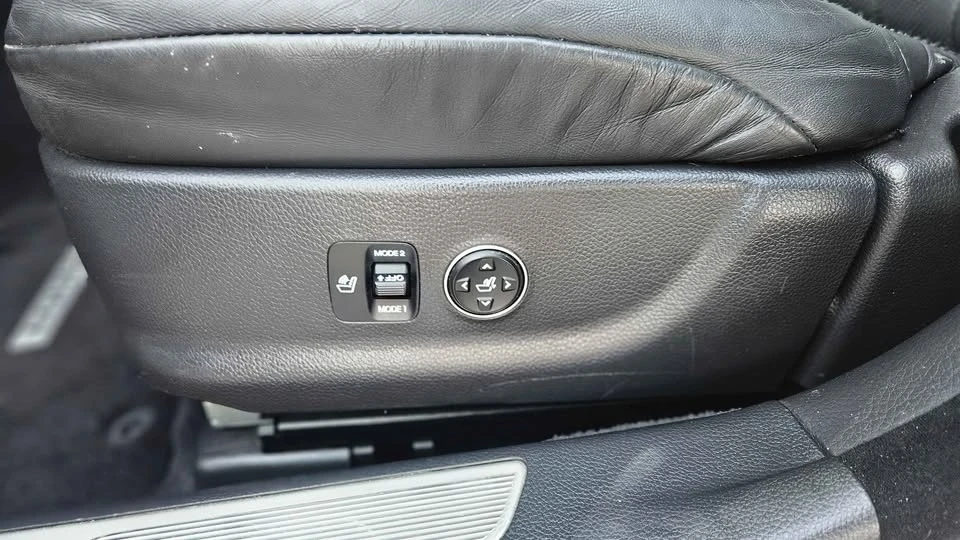 2011 Hyundai Equus - Image 19 of 20