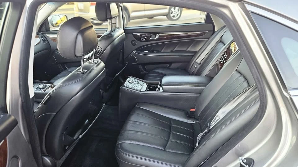 2011 Hyundai Equus - Image 11 of 20