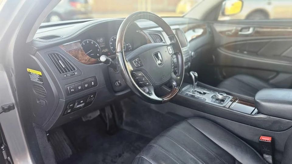 2011 Hyundai Equus - Image 10 of 20