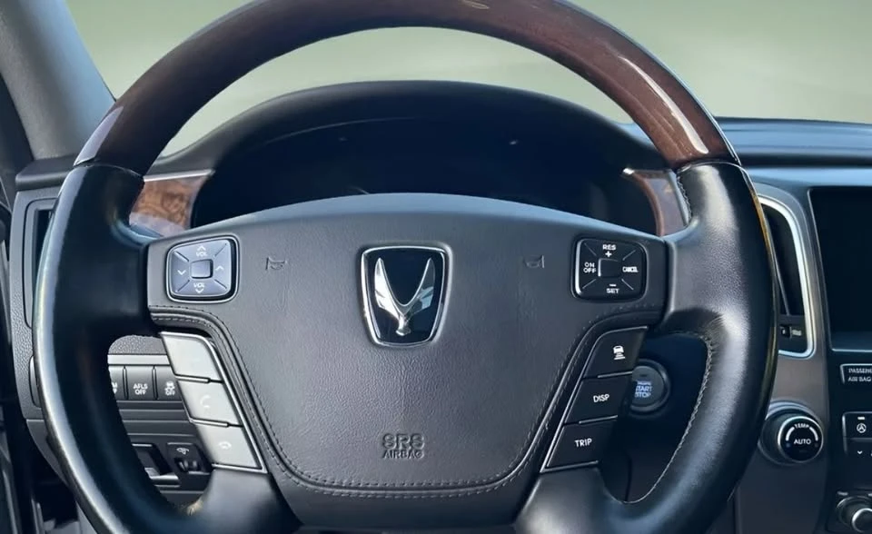 2011 Hyundai Equus - Image 7 of 10