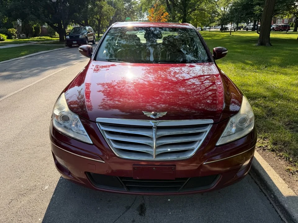 2011 Hyundai Genesis - Image 2 of 17