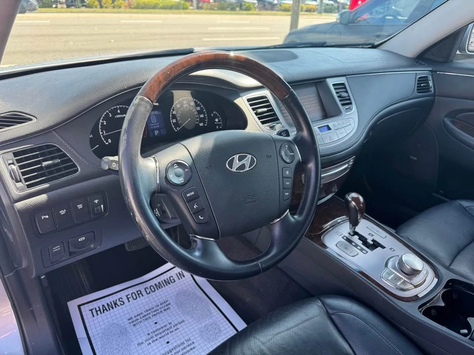 2011 Hyundai Genesis - Image 5 of 8