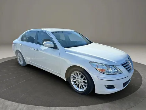 2011 Hyundai Genesis 3.8 Sedan