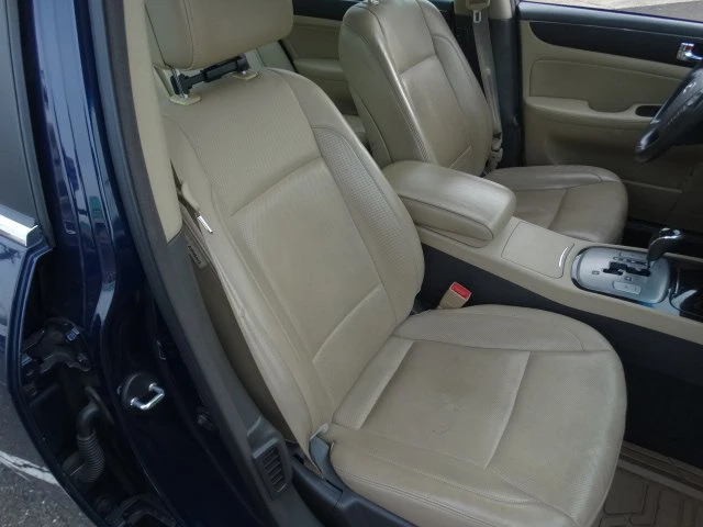 2011 Hyundai Genesis - Image 19 of 20