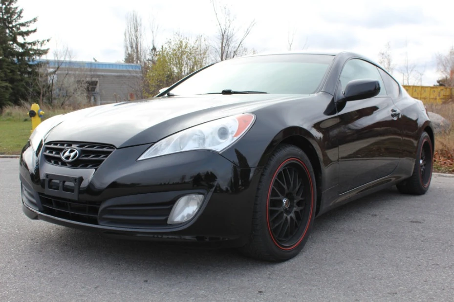 2011 Hyundai Genesis - Image 4 of 15