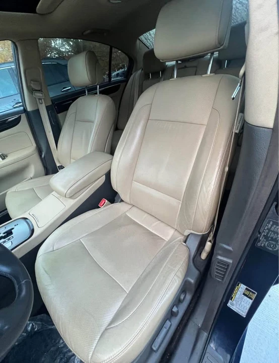 2011 Hyundai Genesis - Image 6 of 14