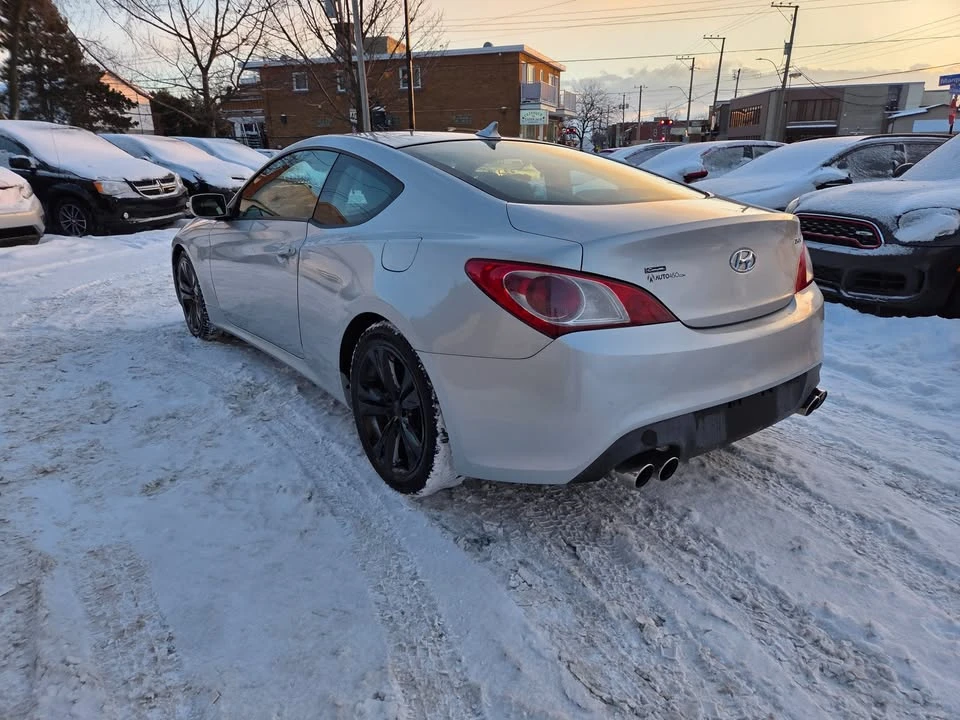 2011 Hyundai Genesis - Image 6 of 20