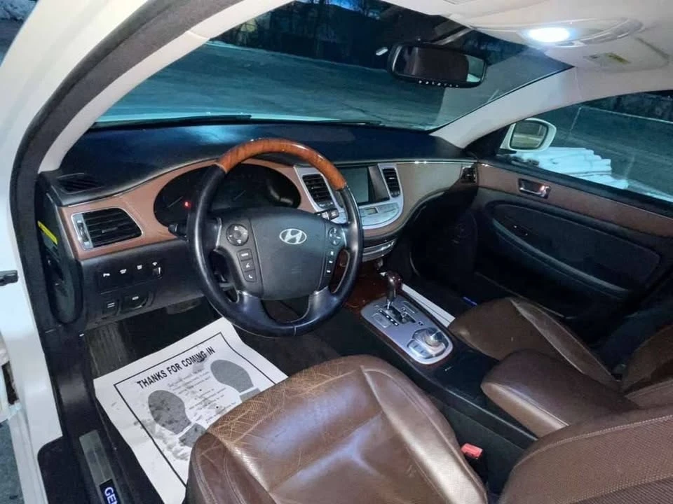 2011 Hyundai Genesis - Image 7 of 20