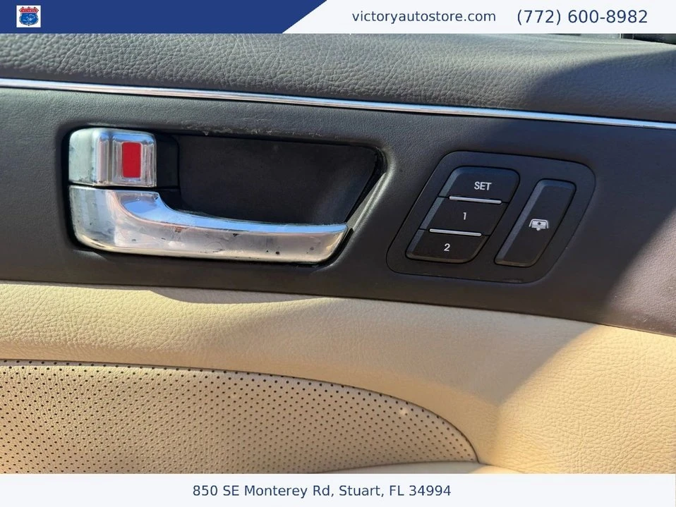 2011 Hyundai Genesis - Image 14 of 20
