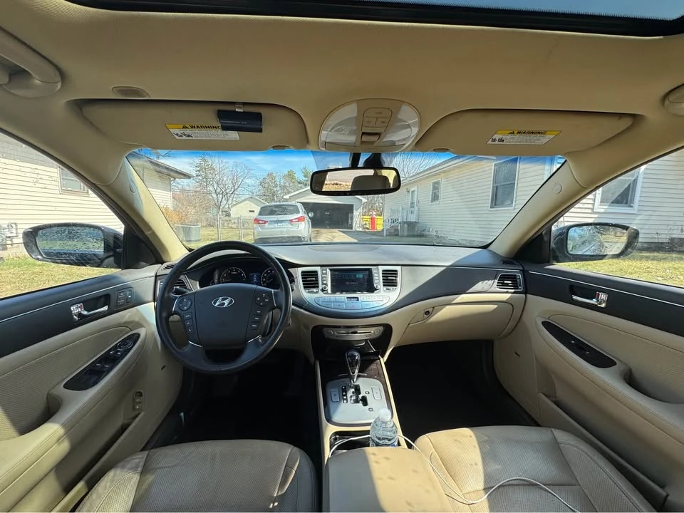 2011 Hyundai Genesis - Image 6 of 6