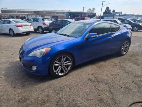 2011 Hyundai Genesis - Image 13 of 17
