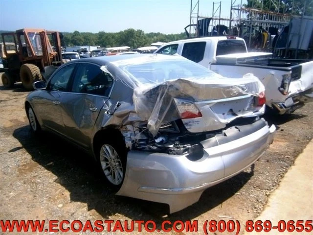 2011 Hyundai Genesis - Image 2 of 7