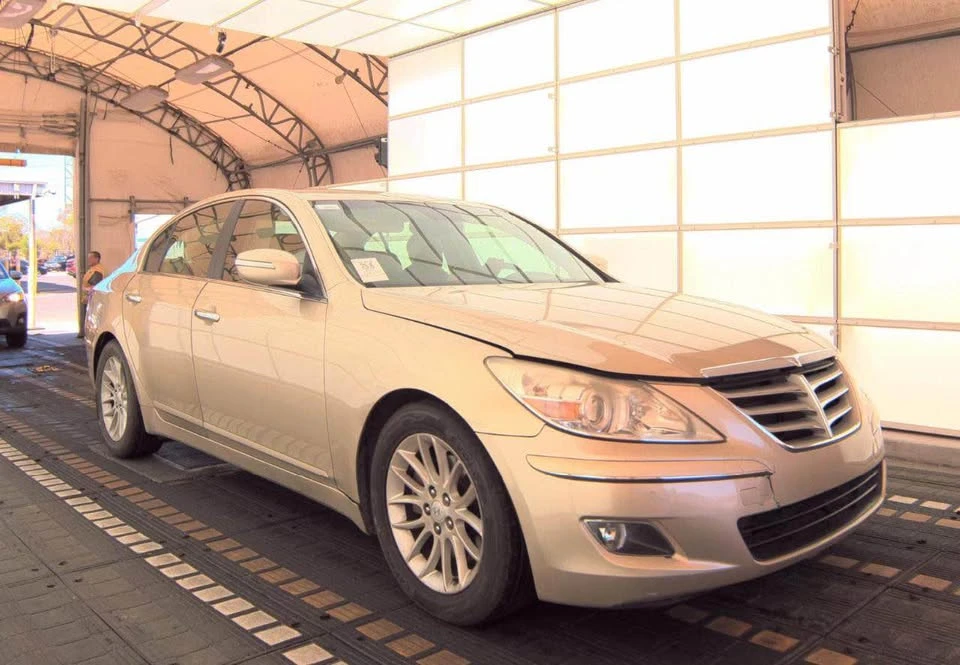 2011 Hyundai Genesis - Image 3 of 9