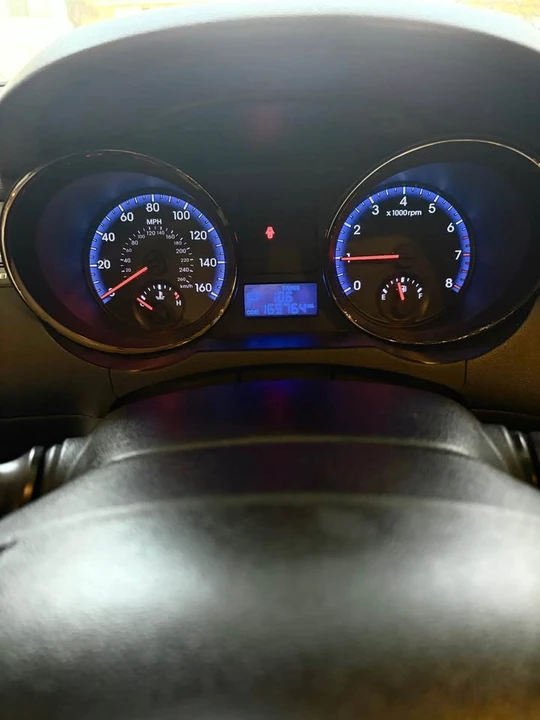 2011 Hyundai Genesis - Image 2 of 15