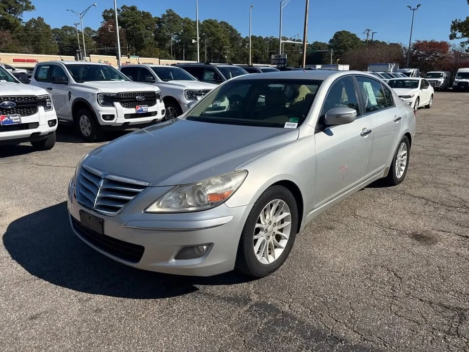 2011 Hyundai Genesis - Image 2 of 17