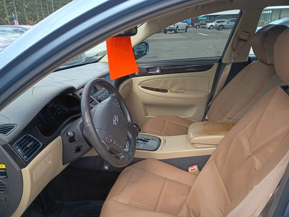 2011 Hyundai Genesis - Image 5 of 7