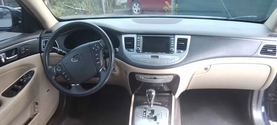 2011 Hyundai Genesis - Image 3 of 6