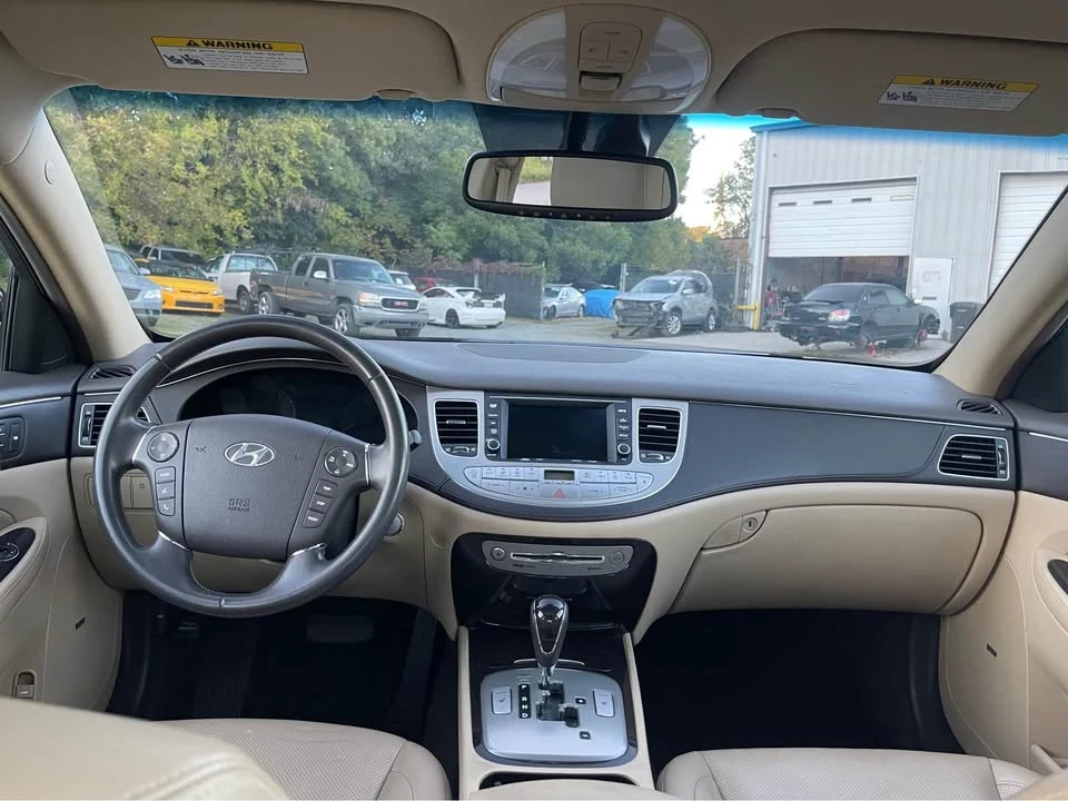 2011 Hyundai Genesis - Image 3 of 12