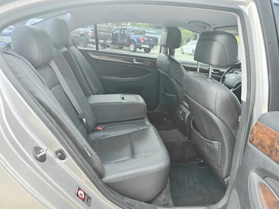2011 Hyundai Genesis - Image 18 of 20
