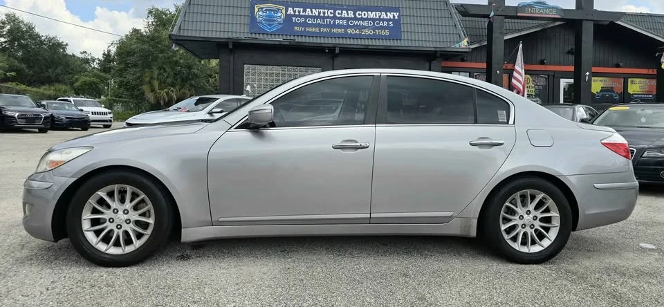 2011 Hyundai Genesis - Image 5 of 20