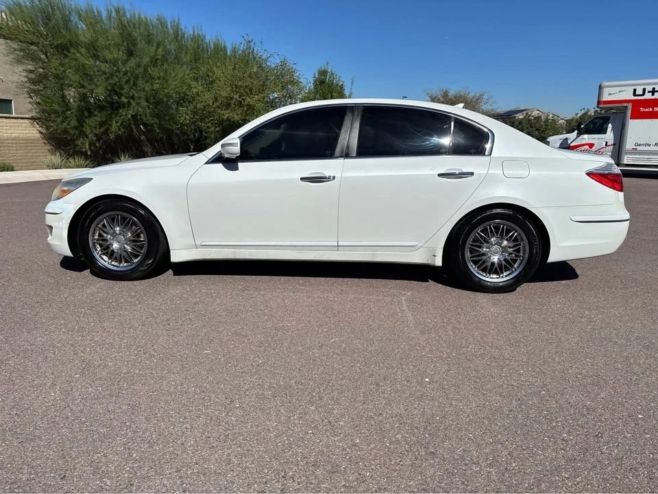 2011 Hyundai Genesis - Image 3 of 9
