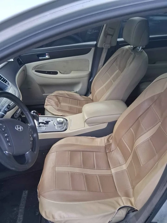 2011 Hyundai Genesis - Image 6 of 8