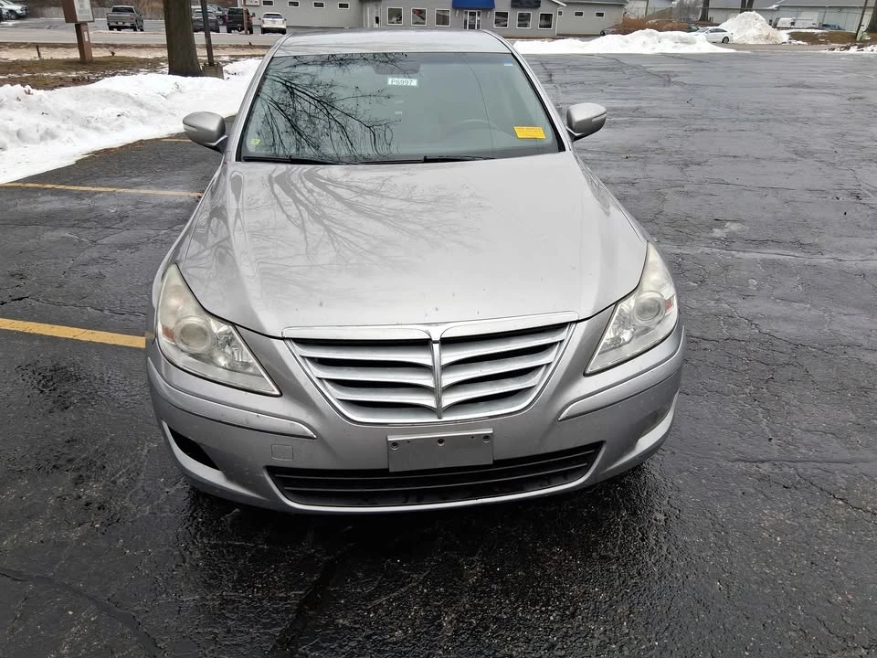 2011 Hyundai Genesis - Image 3 of 8