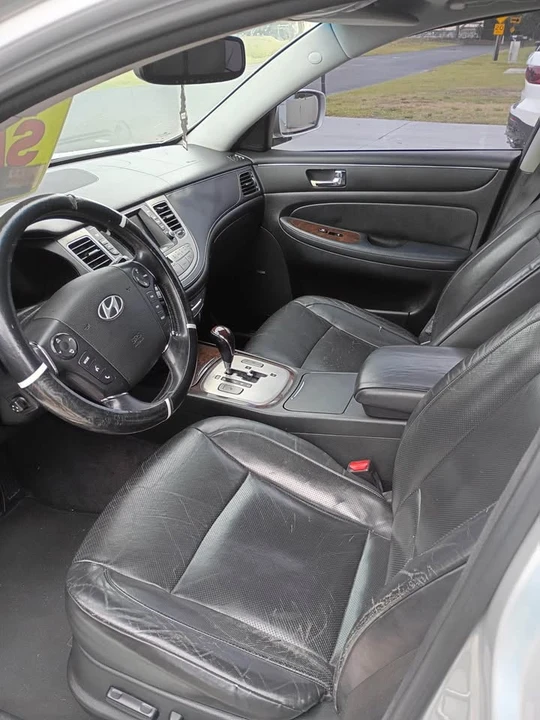 2011 Hyundai Genesis - Image 2 of 6