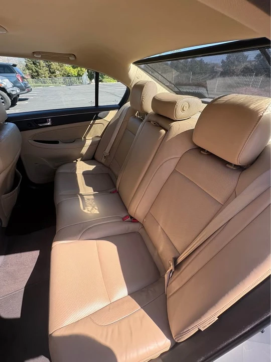 2011 Hyundai Genesis - Image 19 of 20
