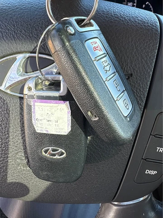 2011 Hyundai Genesis - Image 20 of 20