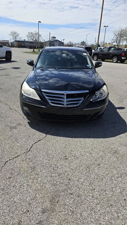 2011 Hyundai Genesis - Image 2 of 15