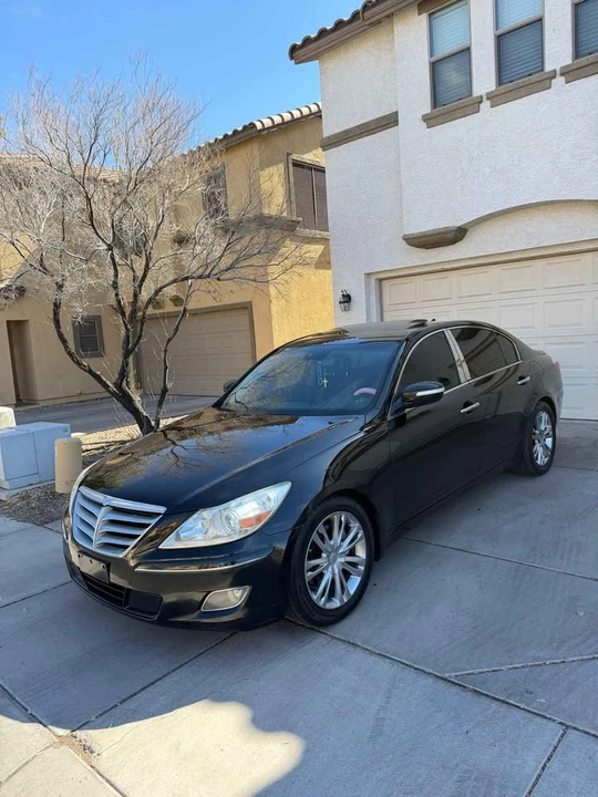 2011 Hyundai Genesis - Image 6 of 20