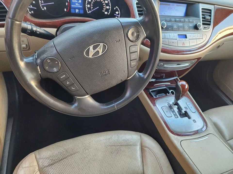 2011 Hyundai Genesis - Image 5 of 7