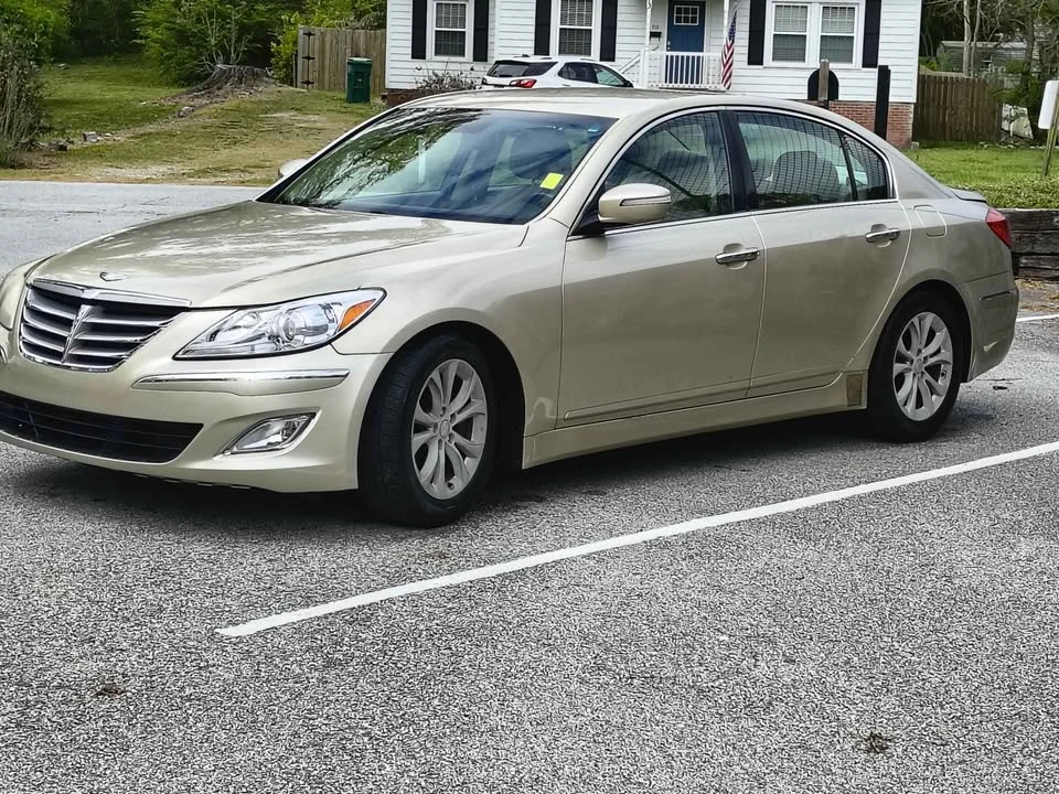2011 Hyundai Genesis - Image 3 of 9