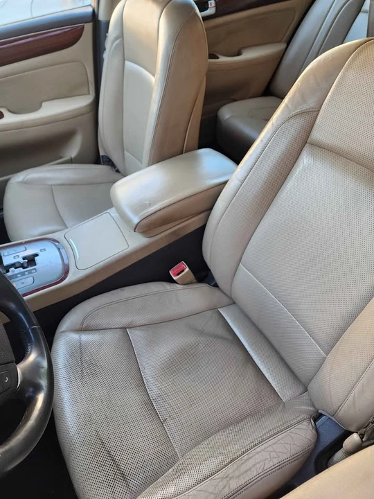 2011 Hyundai Genesis - Image 6 of 7
