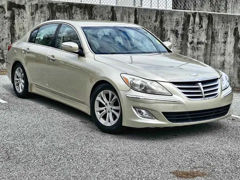 2011 Hyundai Genesis 3.8 Sedan