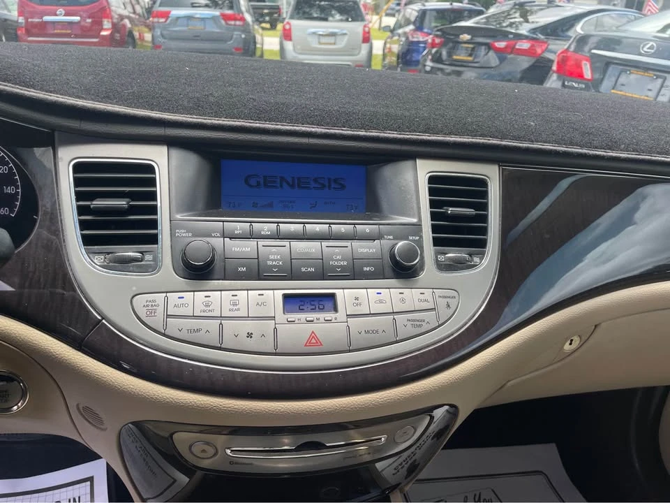 2011 Hyundai Genesis - Image 11 of 11