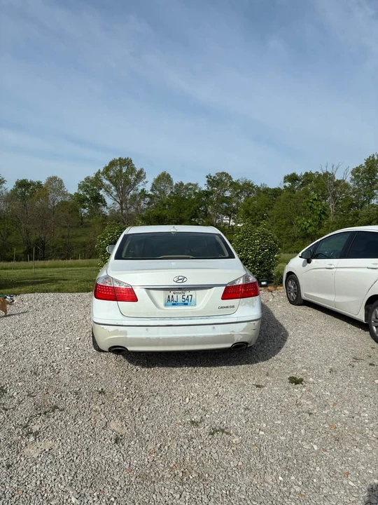 2011 Hyundai Genesis - Image 3 of 6