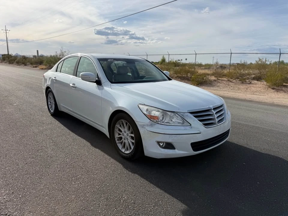 2011 Hyundai Genesis - Image 3 of 14