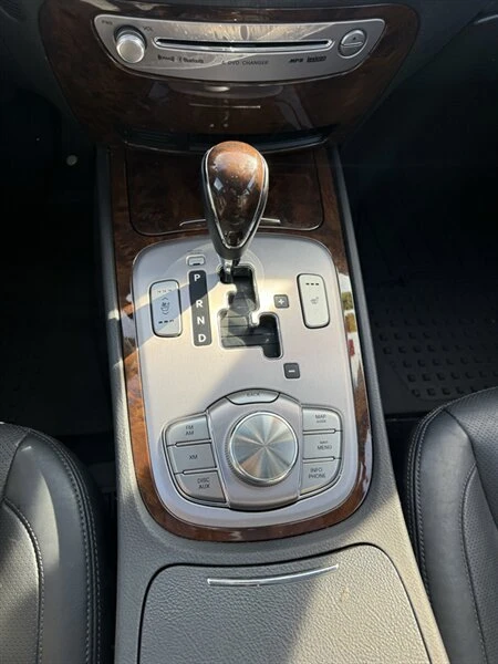 2011 Hyundai Genesis - Image 15 of 20
