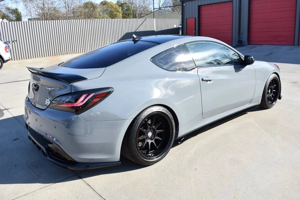2011 Hyundai Genesis - Image 7 of 20