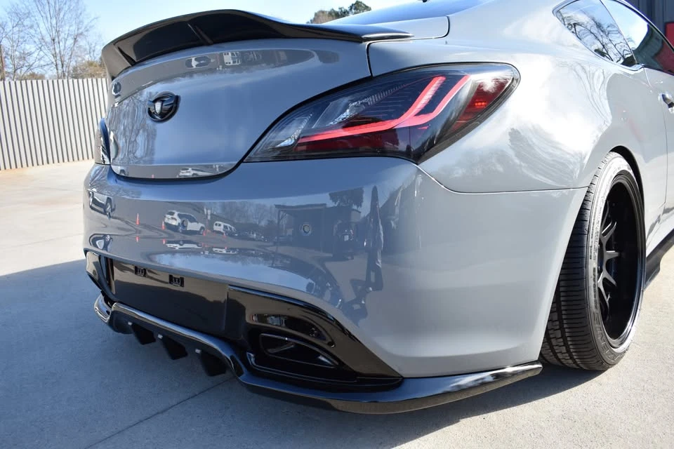 2011 Hyundai Genesis - Image 8 of 20