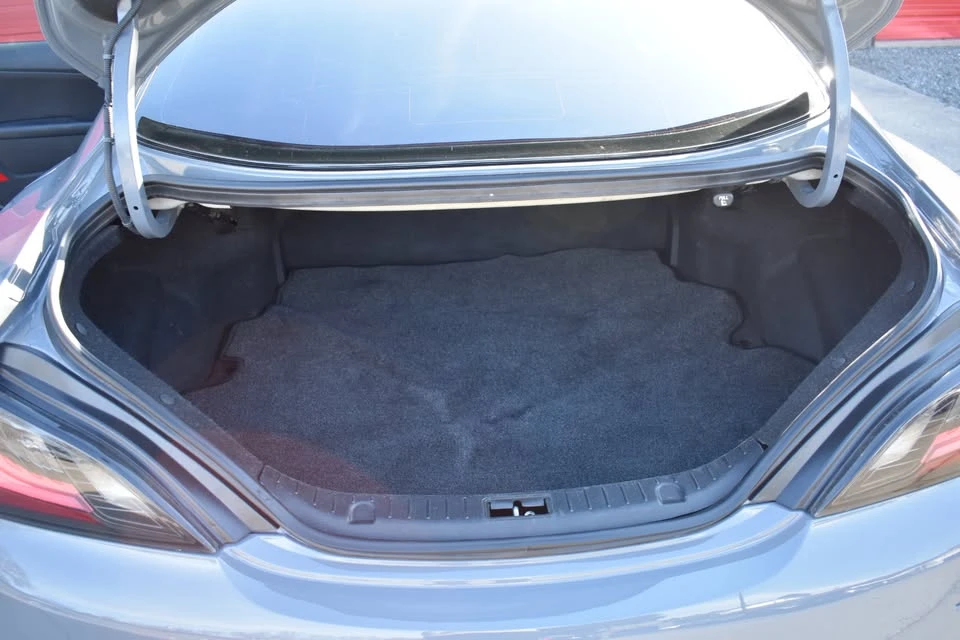 2011 Hyundai Genesis - Image 11 of 20